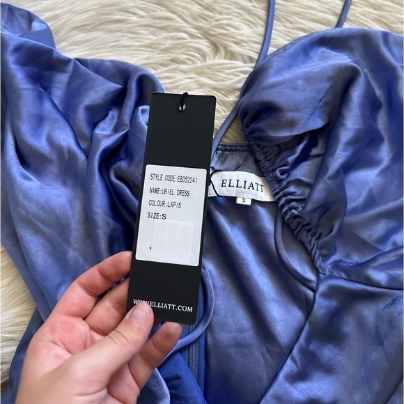 ELLIATT Uriel Long Sleeve Halter Dress - Picture 6 of 6